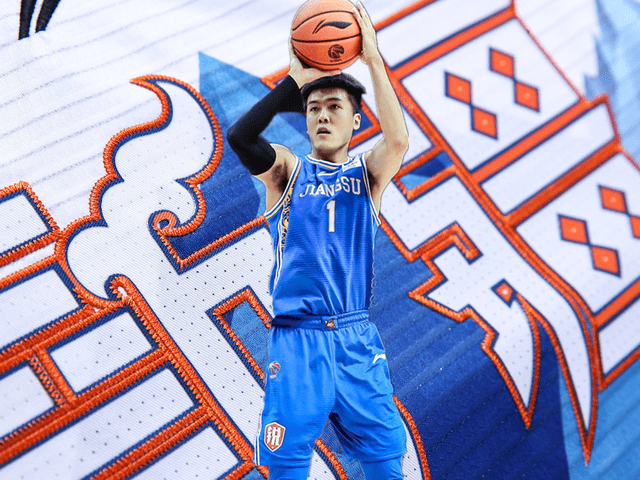 转会期体能课后,新疆广汇官宣签约备战欧篮联,话题不断,训练强度明显提升的简单介绍 转会期体能课后,新疆广汇官宣签约备战欧篮联,话题不断,训练强度明显提升的简单介绍