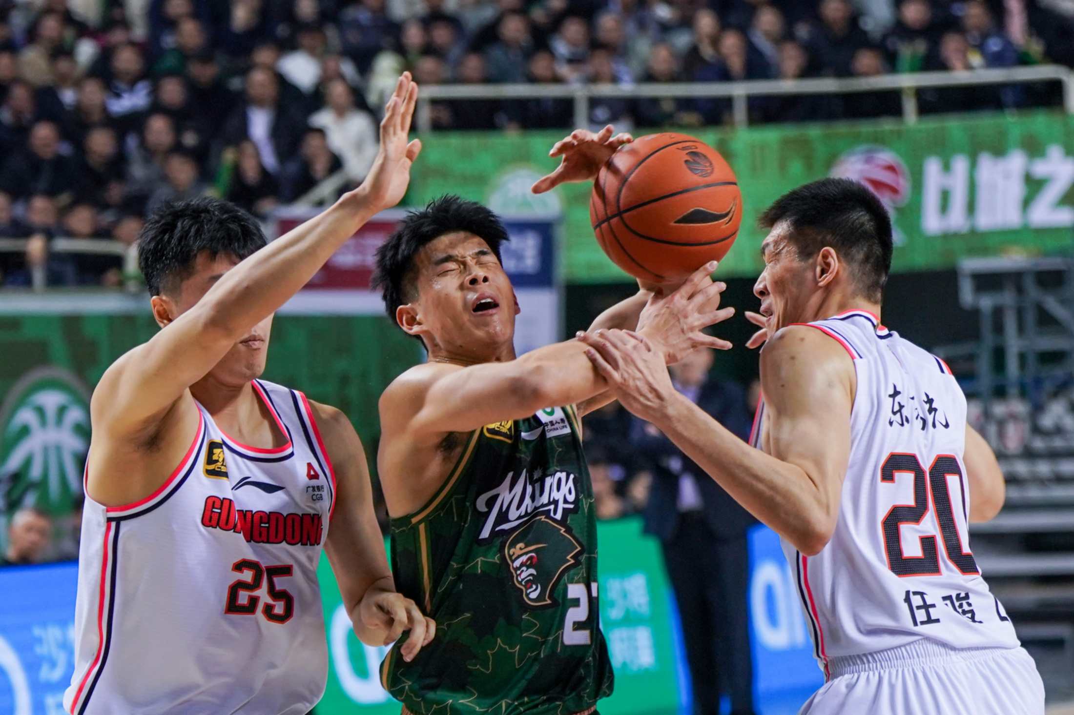 九游娱乐入口 -包含波特兰开拓者窗口期队长鼓劲；志在CBA季后赛名次提升；气氛紧张；控场能力受关注的词条